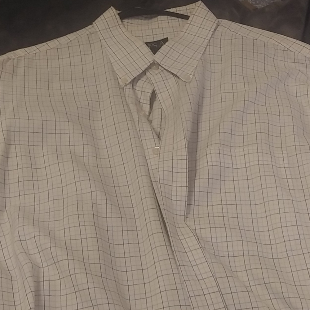 Jos A Bank Button Up collard shirt traveled